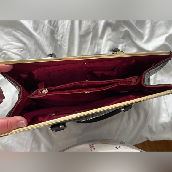 Gorgeous Frank Lyman tote bag - Picture 4 of 5